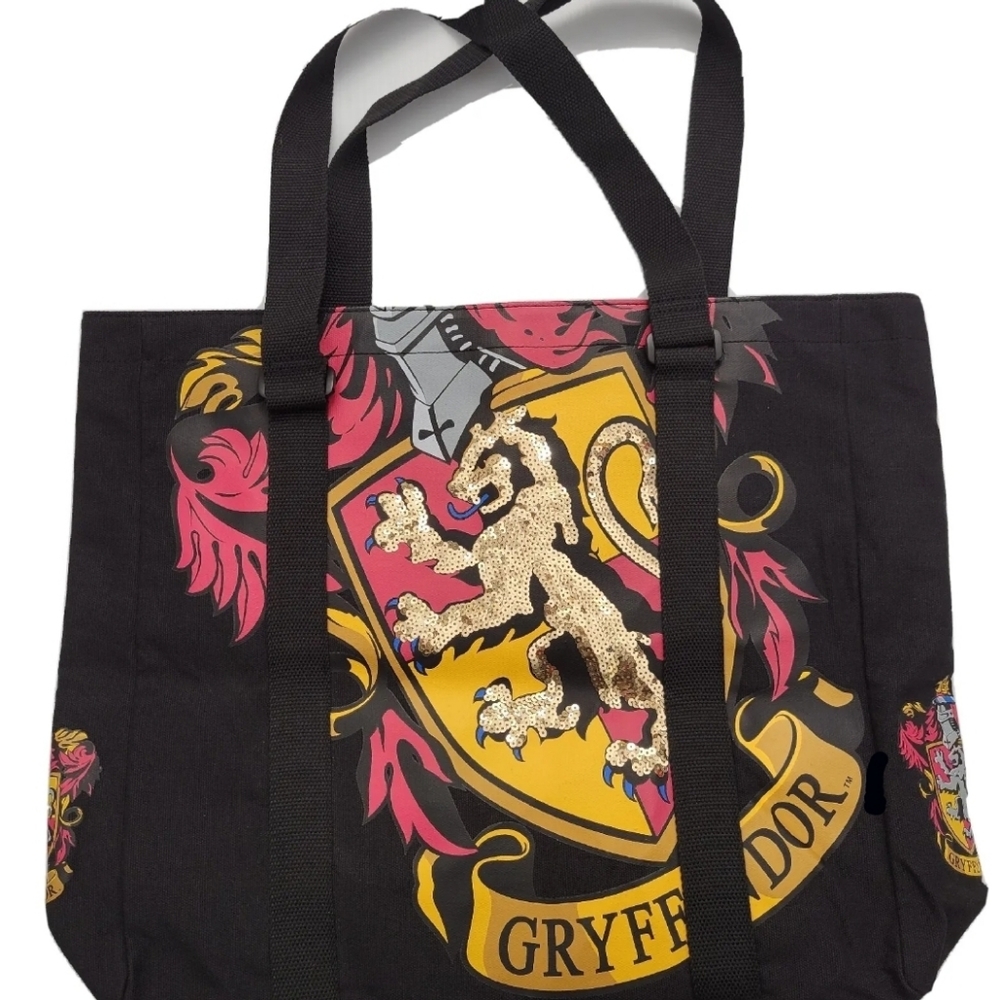 Universal Studios Wizarding World Of Harry Potter RETIRED Gryffindor Sequin Tote